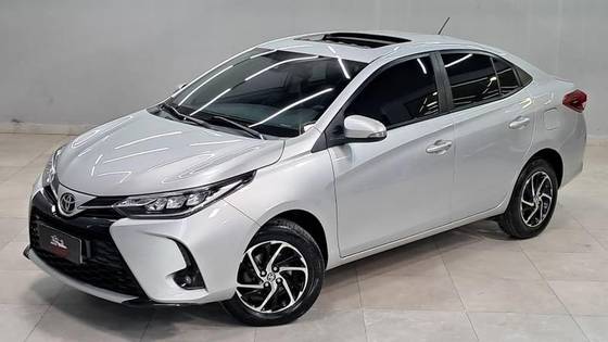 TOYOTA YARIS 1.5 16V FLEX SEDAN XLS CONNECT MULTIDRIVE TOYOTA YARIS 1.5 16V FLEX SEDAN XLS CONNECT MULTIDRIVE